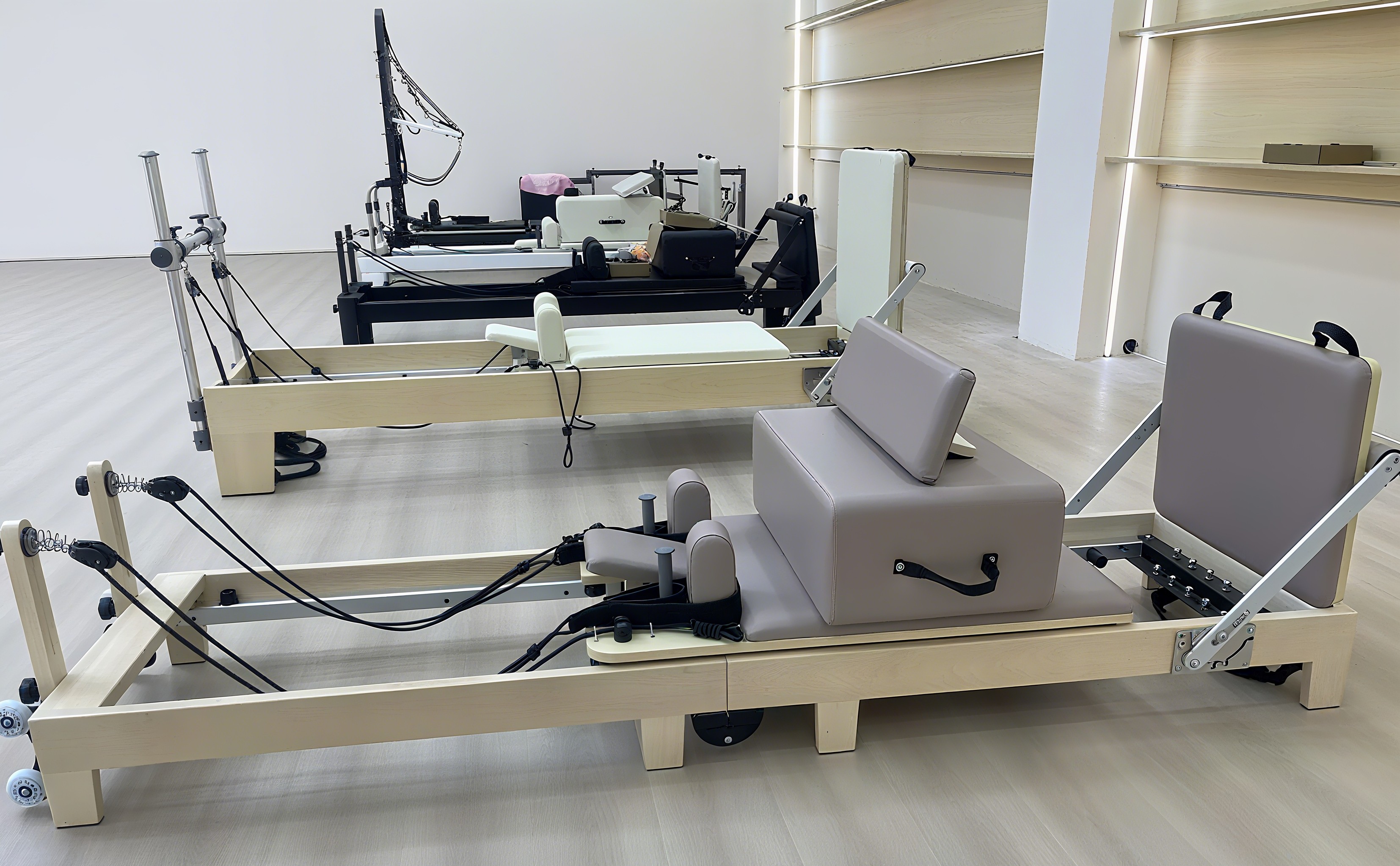 Foldable Maple Wood Pilates Re - Pilates & Yoga Unleashed Studio Tuckahoe avaliação e preço