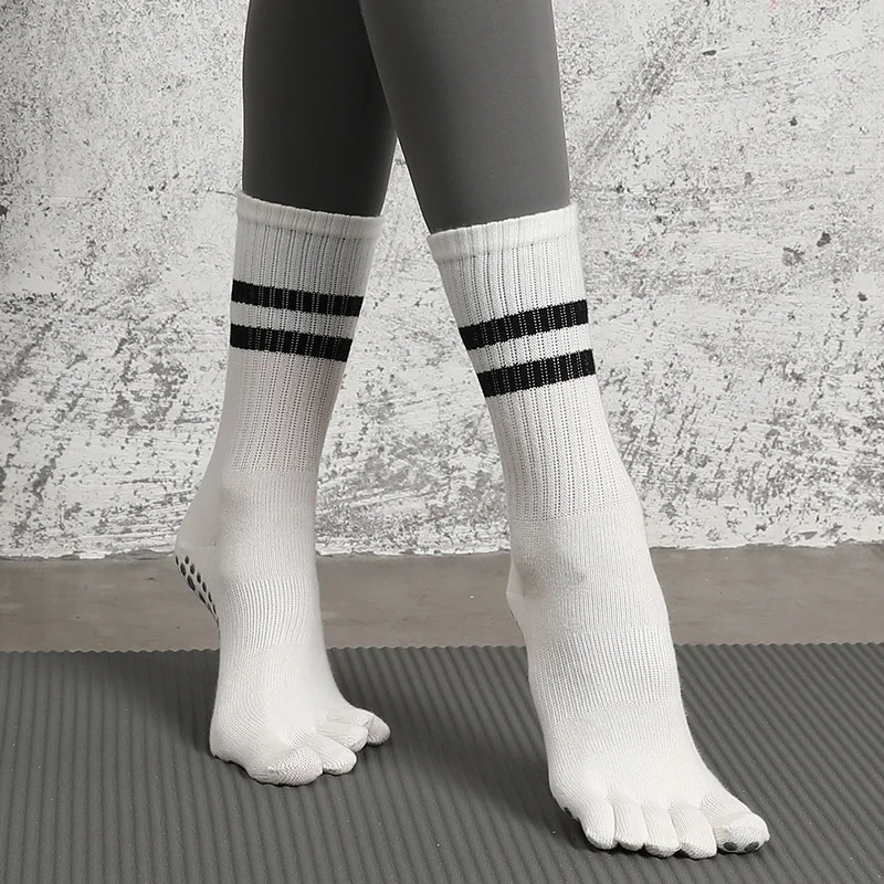 2 pairs of yoga socks, medium  - Pilates Yoga Sport avaliação e preço
